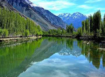 pakistan/phandar-valley/landmark/phander-lake