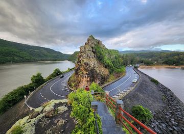 mauritius/trou-aux-cerfs/landmark/maconde-viewpoint
