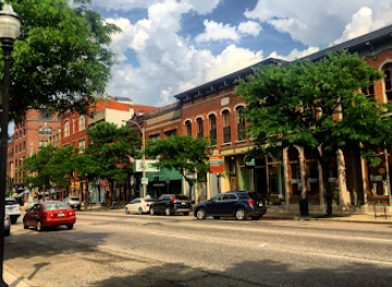 michigan/kalamazoo/landmark/discover-kalamazoo