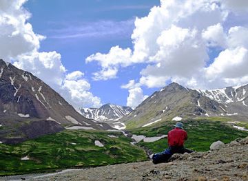 mongolia/kherlen-river-basin/landmark/mongolia-trekking