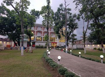 bangladesh/tanguar-haor/landmark/shada-pathor-hotel-resort