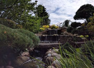 wisconsin/blue-hills/landmark/rotary-botanical-gardens