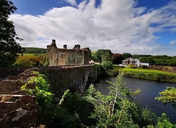 ireland/county-cork/landmark/carrigadrohid-castle