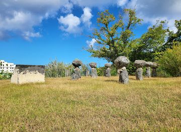 guam/tamuning/landmark/ancestral-chamoru-reburial-monument