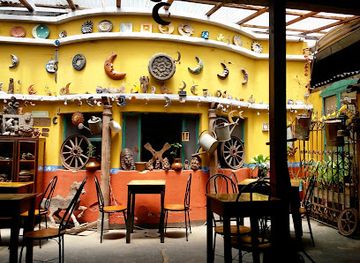 guatemala/quetzaltenango/landmark/cafe-museo-la-luna