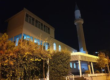 albania/tirana/landmark/xhura-mosque