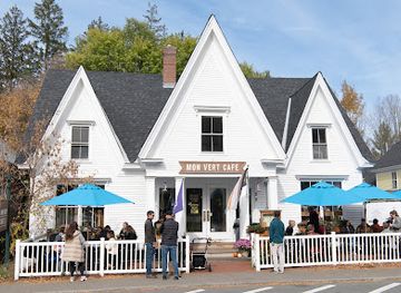 vermont/woodstock/landmark/mon-vert-cafe