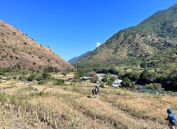 bhutan/trashigang-district/landmark/gongza-ney