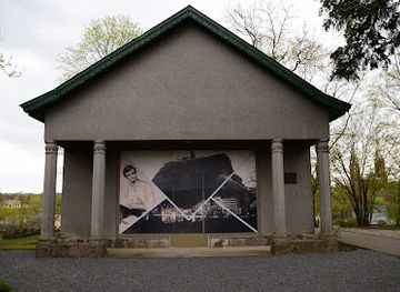 lithuania/aukstaitija/landmark/a-baranausko-ir-a-vienuolio-zukausko-memorialinis-muziejus