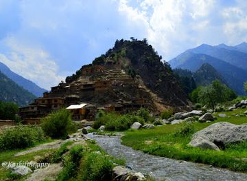 pakistan/chitral/landmark/bumburet