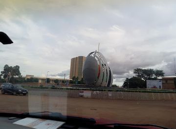 niger/niamey/plateau/landmark/ront-point-de-la-renaissance