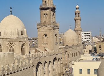egypt/cairo/islamic-cairo/landmark/mosque-qalawun