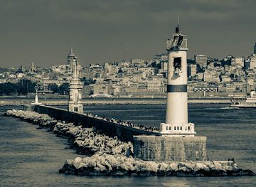 turkiye/istanbul/kadikoy/landmark/kadikoy-inciburnu-feneri