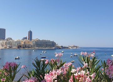 malta/tas-silg-area/landmark/remains-of-balluta-entrenchment