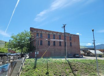montana/missoula/landmark/montana-antique-mall