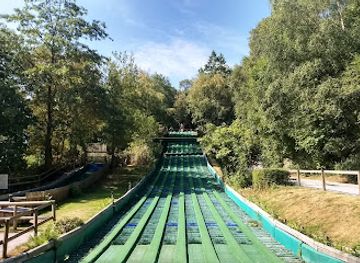 united-kingdom/caernarfonshire/landmark/greenwood-family-park