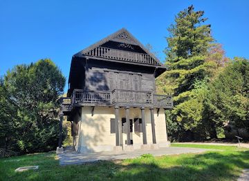 croatia/zagreb/maksimir-park/landmark/swiss-house