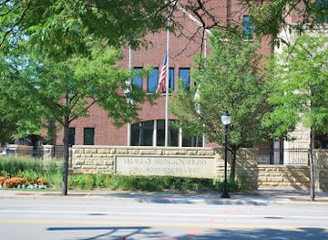 illinois/arlington-heights/landmark/village-of-arlington-heights