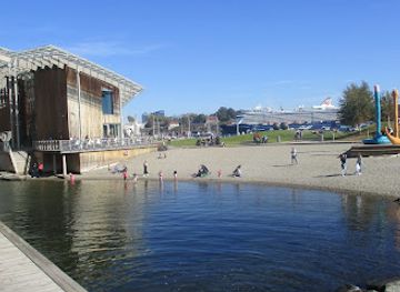 norway/oslo/landmark/tjuvholmen-sculpture-park