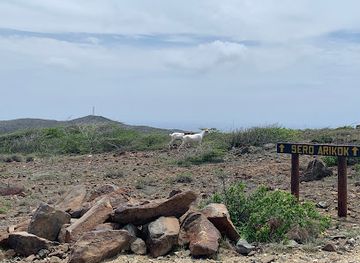 aruba/arikok-national-park/landmark/arikok-mountain