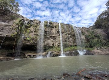 honduras/la-paz-region/landmark/cascada-la-estanzuela
