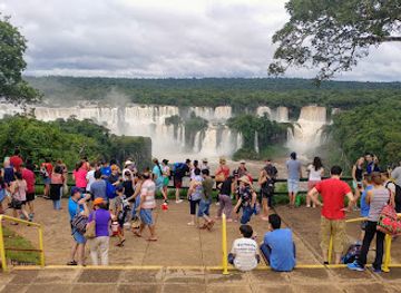 brazil/foz-do-iguacu/vila-a/landmark/caminho-das-cataratas-brasil