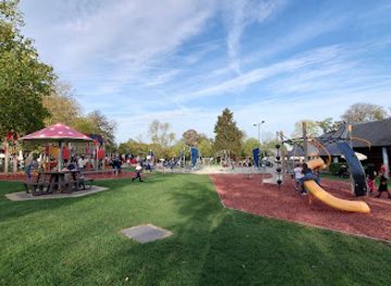 belgium/namur/landmark/parc-attractif-reine-fabiola