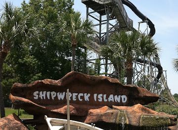 florida/panama-city-beach/landmark/shipwreck-island-waterpark