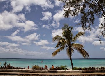barbados/mullins-beach/landmark/legend-garden-condos
