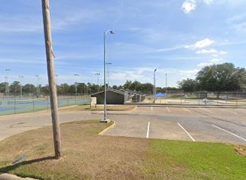 alabama/dothan/landmark/wiregrass-park-swimming-pool