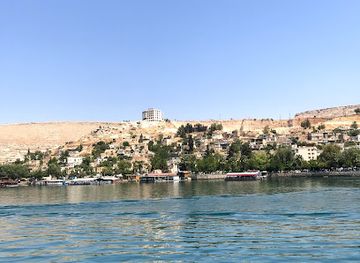 iraq/mesopotamia/landmark/euphrates-river
