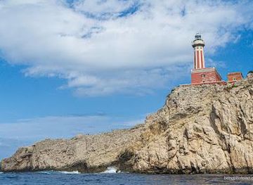 italy/amalfi/landmark/faro-di-punta-carena