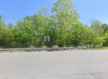 virginia/blue-ridge-parkway/landmark/blue-ridge-parkway-lee-jackson-highway-access-point