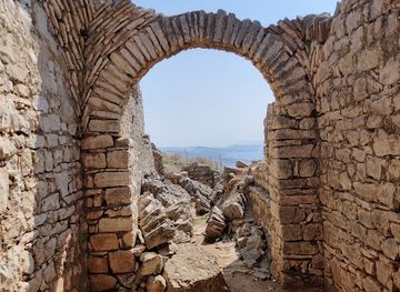 albania/delvina/landmark/church-of-the-40-saints-remains-6th-c-ce-basilica