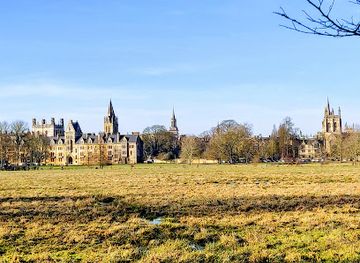 united-kingdom/oxford/attraction/christ-church-meadow