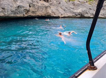 curacao/tera-kora/landmark/blue-room-cave