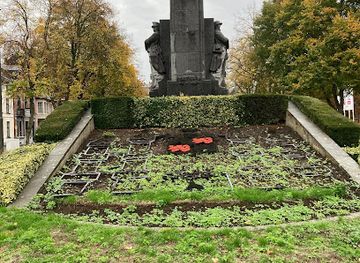 belgium/county-of-hainaut/landmark/monument-to-the-hunters-on-foot