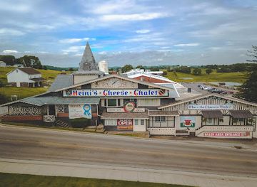 ohio/amish-country/landmark/heini-s-cheese-chalet