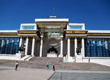 mongolia/ulaanbaatar/landmark/sukhbaatar-square