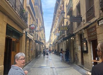 spain/san-sebastian/landmark/san-sebastian-pintxos-tours