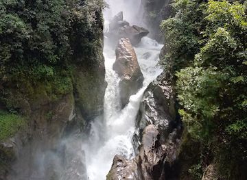 ecuador/los-rios-region/landmark/columpio-extremo-el-abismo-del-diablo