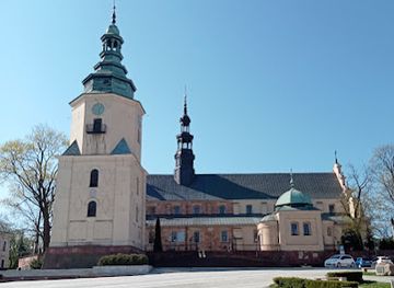 poland/kielce/landmark/bazylika-katedralna-wniebowziecia-nmp-w-kielcach