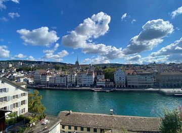 switzerland/zurich/enge/landmark/lindenhof