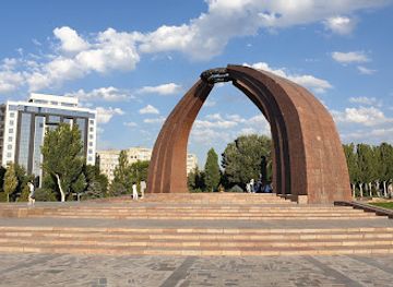kyrgyzstan/tokmok/landmark/victory-square