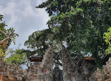 indonesia/bali/ubud/landmark/pura-dalem-ubud