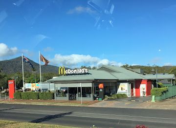 australia/atherton-tablelands/landmark/atherton-mcdonald-s