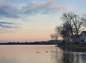 iowa/iowa-great-lakes/landmark/west-okoboji-lake