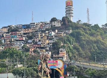 ecuador/guayaquil/landmark/turibus-en-guayaquil-guayaquil-citytour