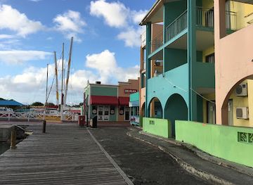 antigua-and-barbuda/saint-john/landmark/vendor-s-mall