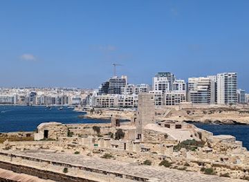 malta/sliema/landmark/fort-tigne